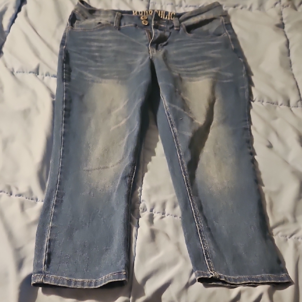 Women's Blue Jean Capris